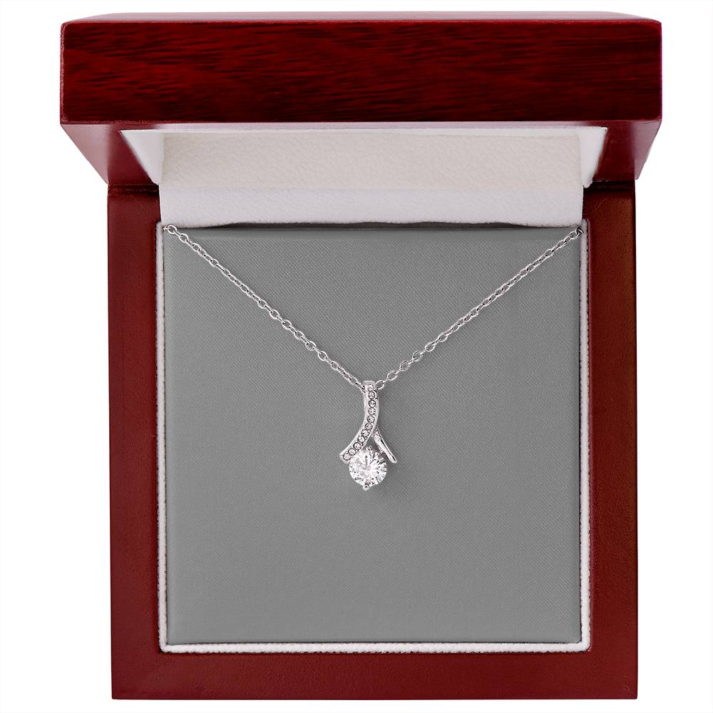 Alluring Beauty Necklace MC